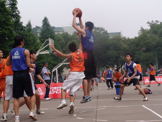 栋与安永