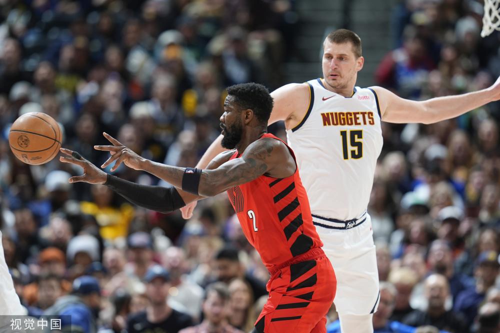 临着新的波 临着新的波